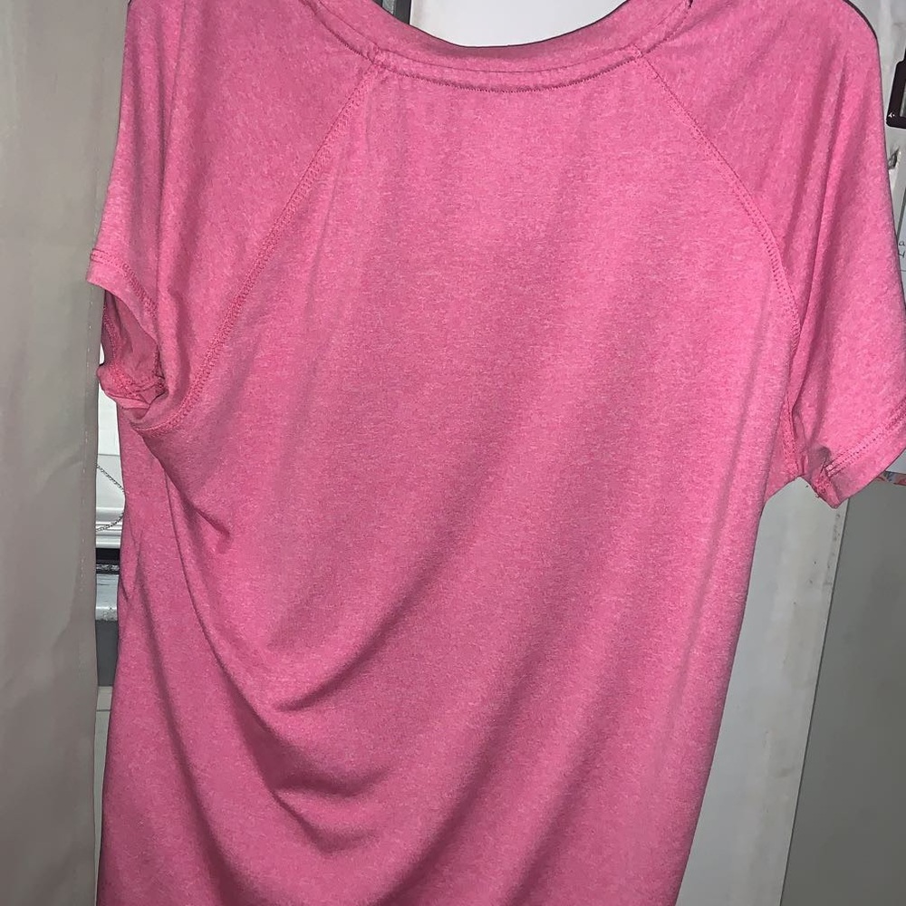 Pink active top - Picture 4 of 4